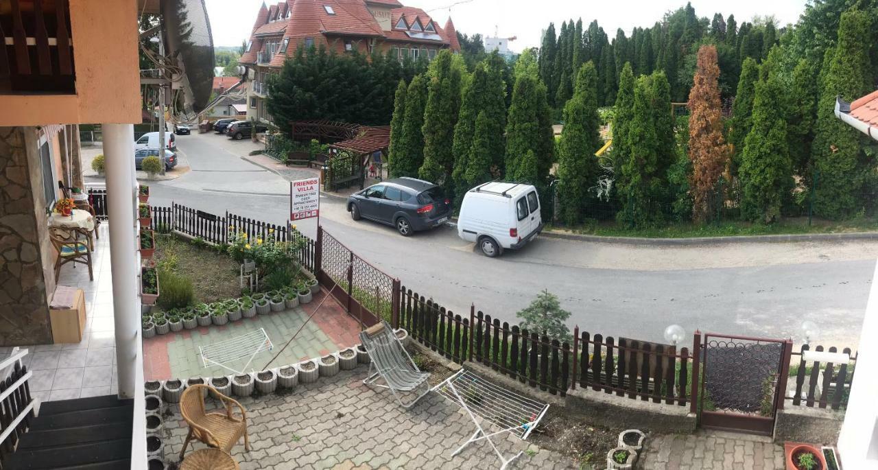 Friends Villa Apartments Хевиз Экстерьер фото